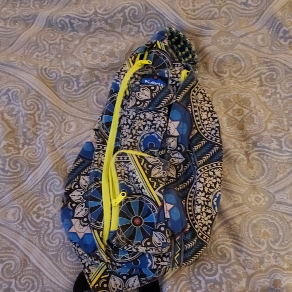 Kavu sling bag